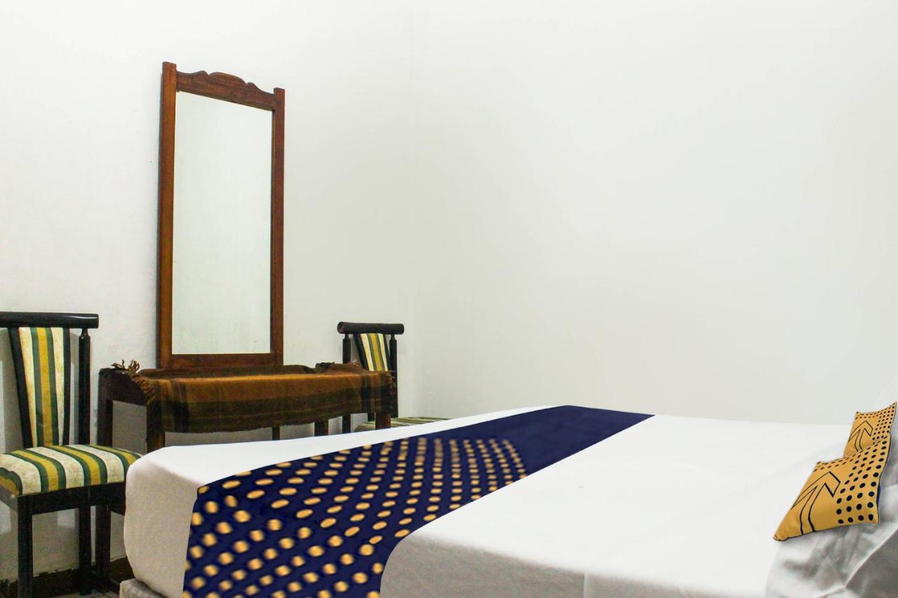 Spot On 91212 Hotel Kelimutu Κούπανγκ Εξωτερικό φωτογραφία