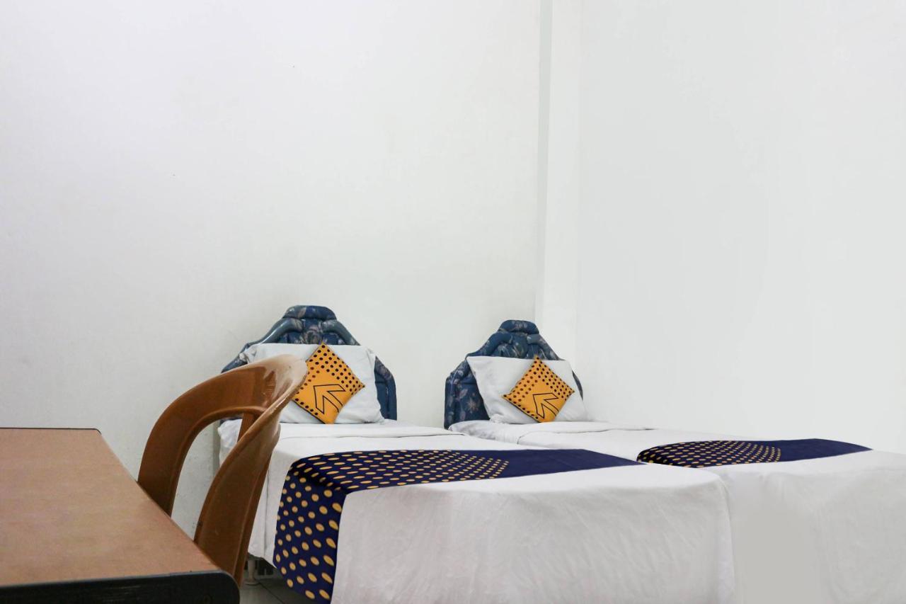 Spot On 91212 Hotel Kelimutu Κούπανγκ Εξωτερικό φωτογραφία