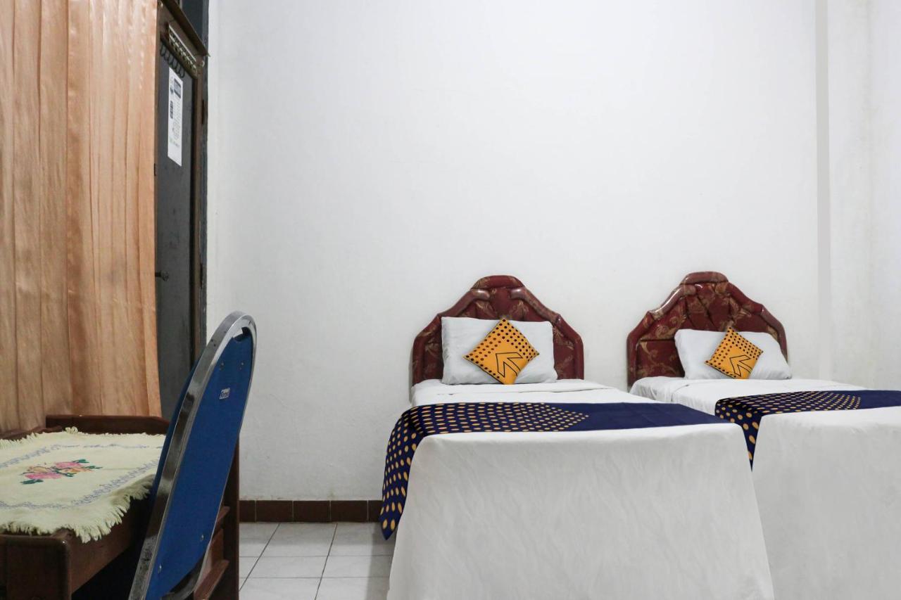 Spot On 91212 Hotel Kelimutu Κούπανγκ Εξωτερικό φωτογραφία